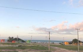 Casa na praia com vista para o mar