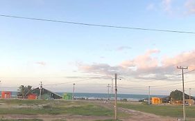Casa na praia com vista para o mar